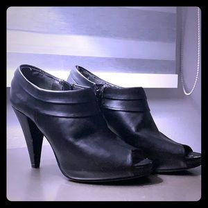 Woman shoes
